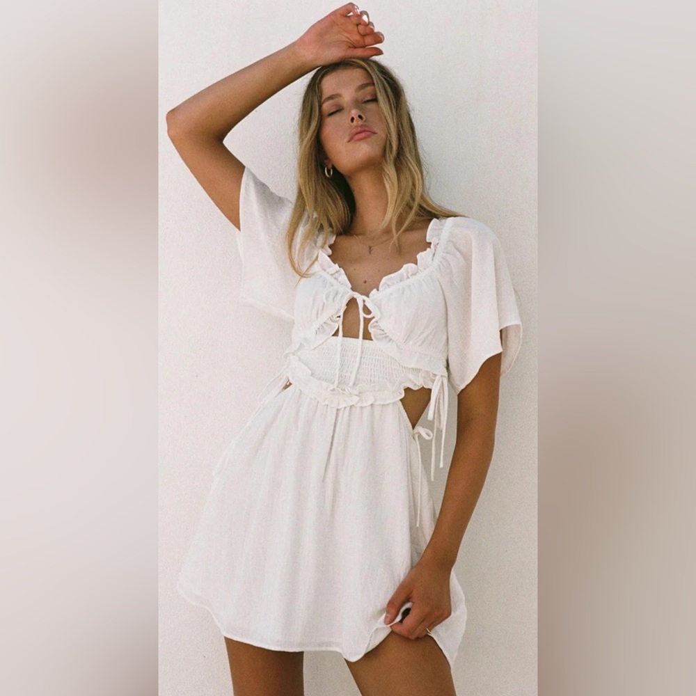 NWT SABOSKIRT WHITE LINEN DRESS